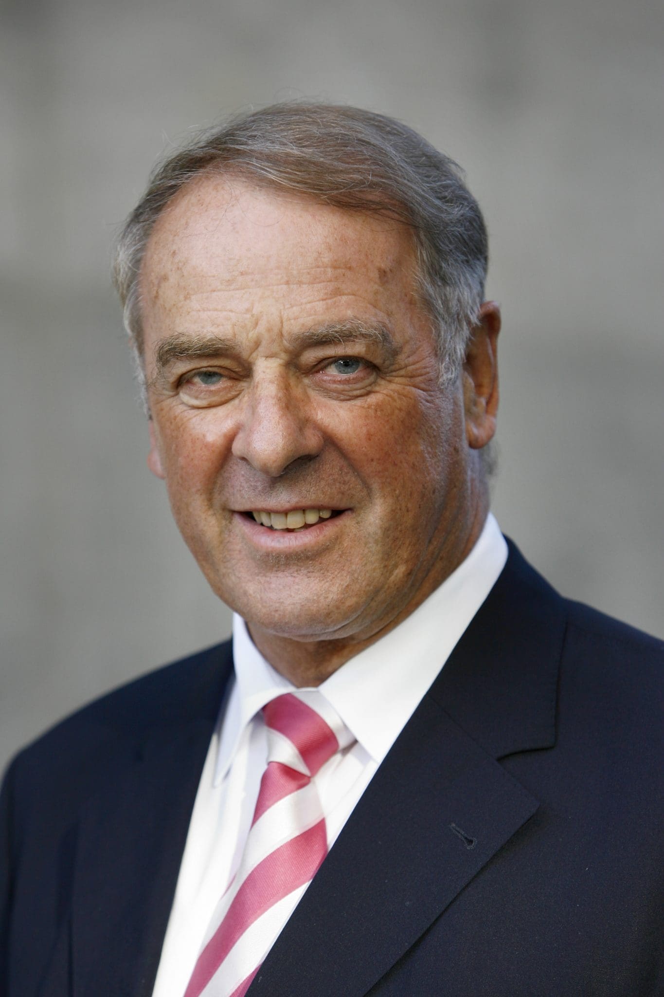 Adolf Ogi AltBundesrat & Top Vortragsredner Premium Speakers