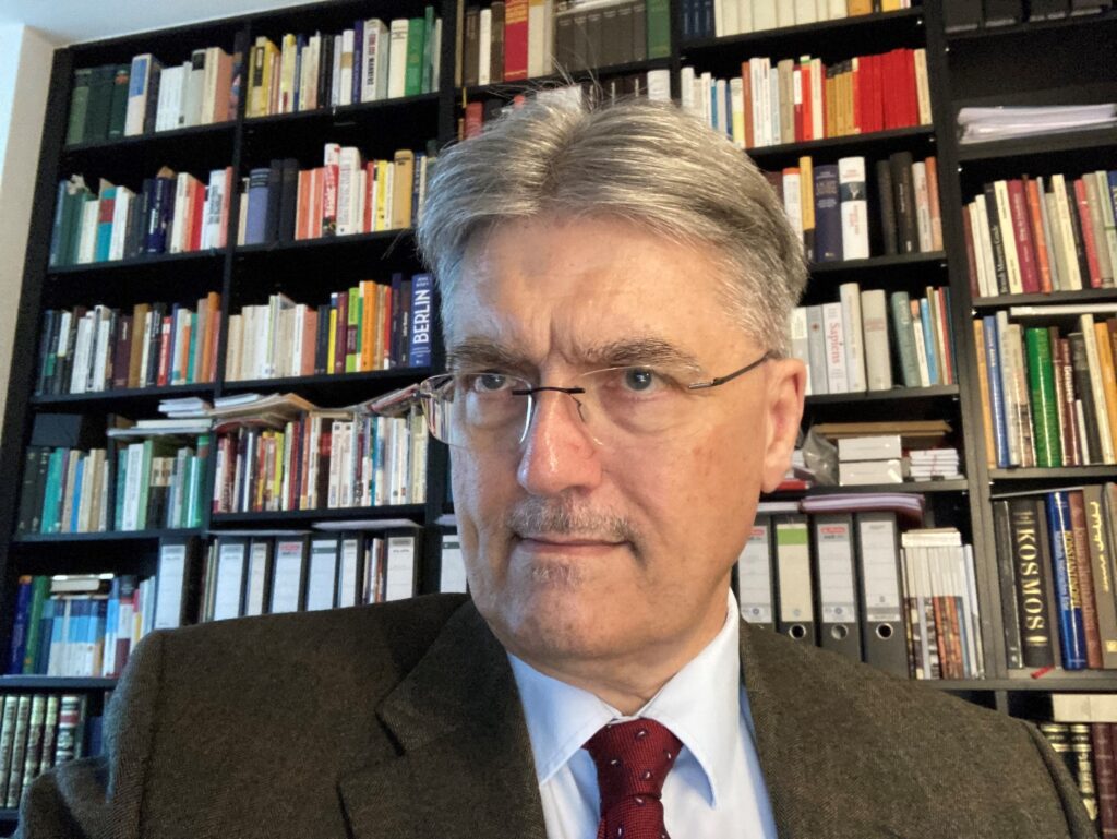 Keynote Speaker Motivation, Future & Trends, HealthCare, Digitization