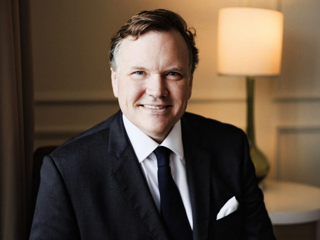 Philippe Clarinval Premium Speakers - Luxushotelier Berater Mentor und Coach - Experte für Mitarbeiterengagement Turnaround und Service Excellence