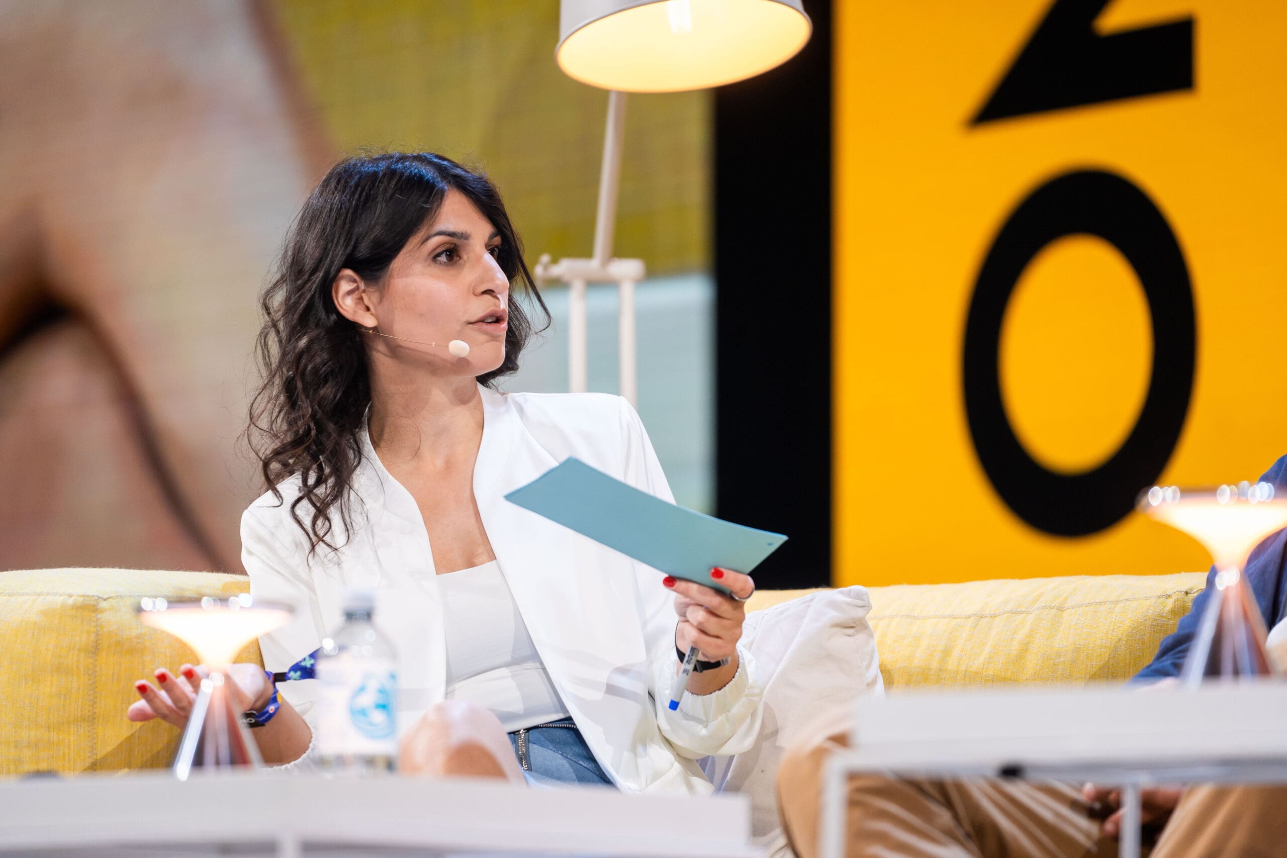 Zamina Ahmad Bei Der OMR 2025