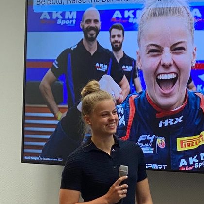 Tina Hausmann Premium Speakers April 2026